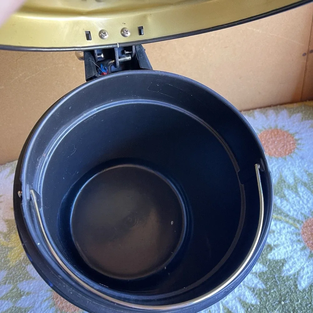Disney Cars Jay Franco Step Trash Can‎ Waste Basket Main Street Sprint Used RARE
